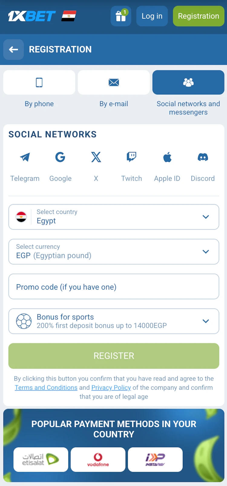 1xBet registration form with social and messenger methods screenshot