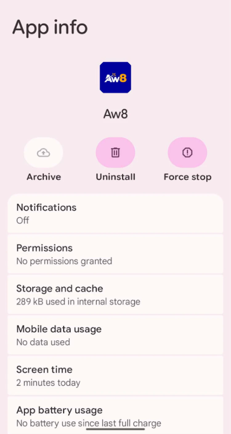 App settings info page on Android showing no permissions granted, 289 kB storage and no mobile data used
