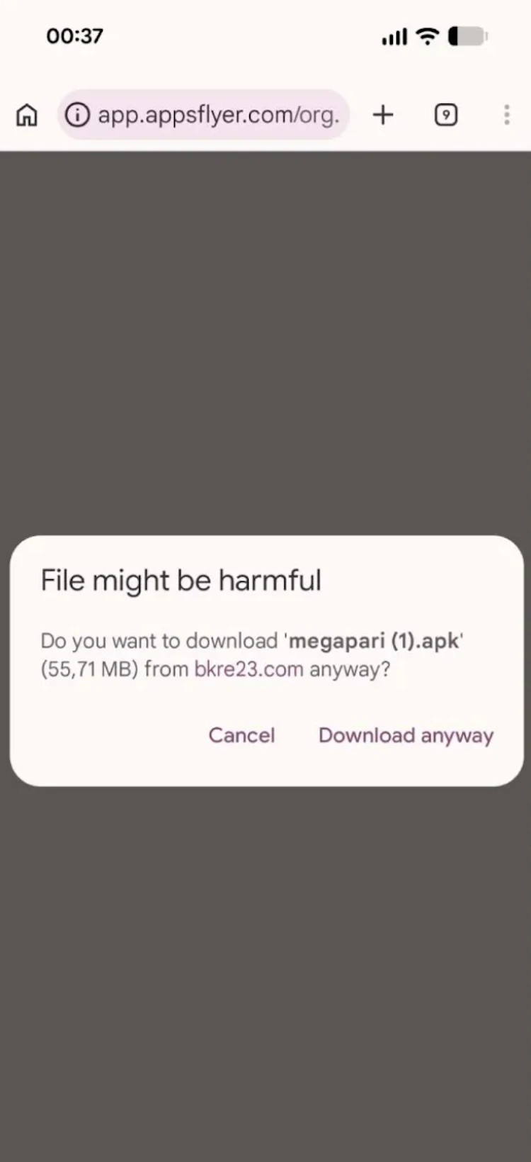 Chrome warning showing megapari (1).apk 55.71 MB from bkre23.com with a File might be harmful message